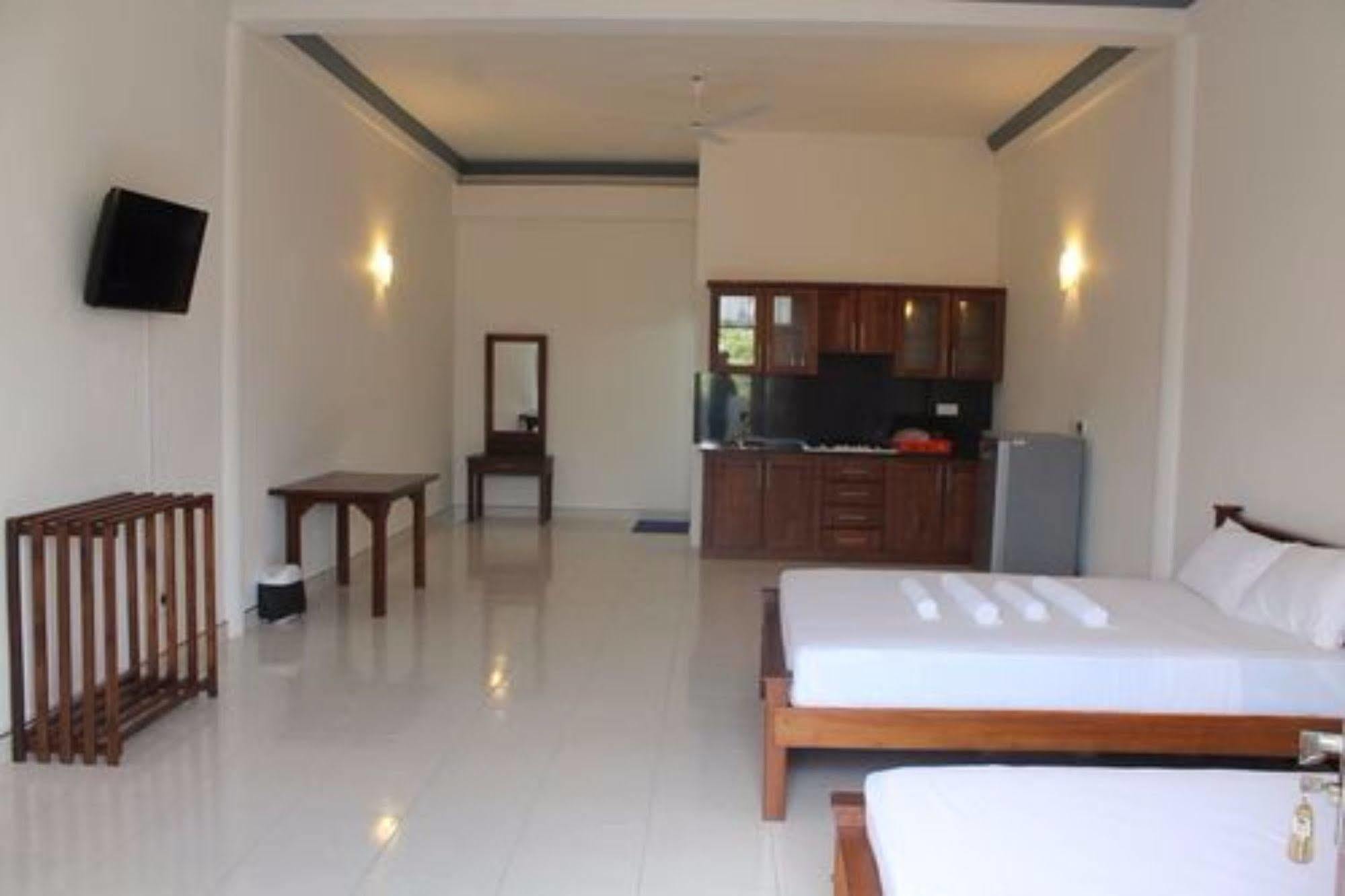 Prego Suites Ettukala Экстерьер фото