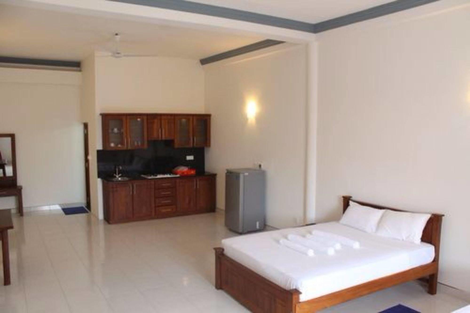 Prego Suites Ettukala Экстерьер фото
